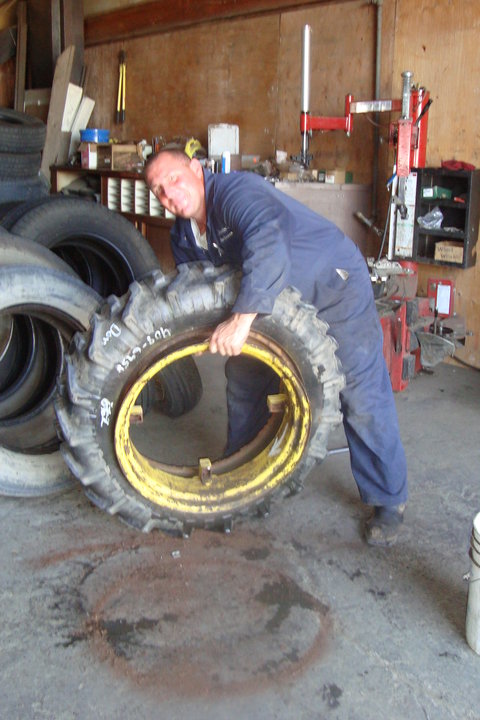 Jim Hesseltines Tire Service | 450 N East St, Woodland, CA 95776, USA | Phone: (530) 662-3750