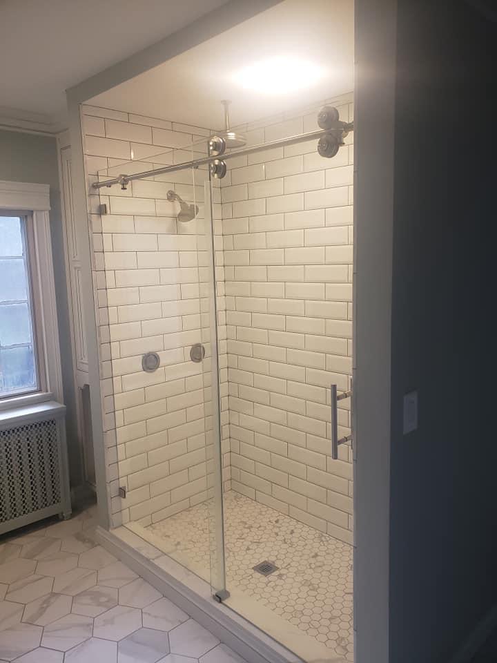 Glass City Kitchen & Bath | 226 S Reynolds Rd Suite A, Toledo, OH 43615, USA | Phone: (567) 312-8880