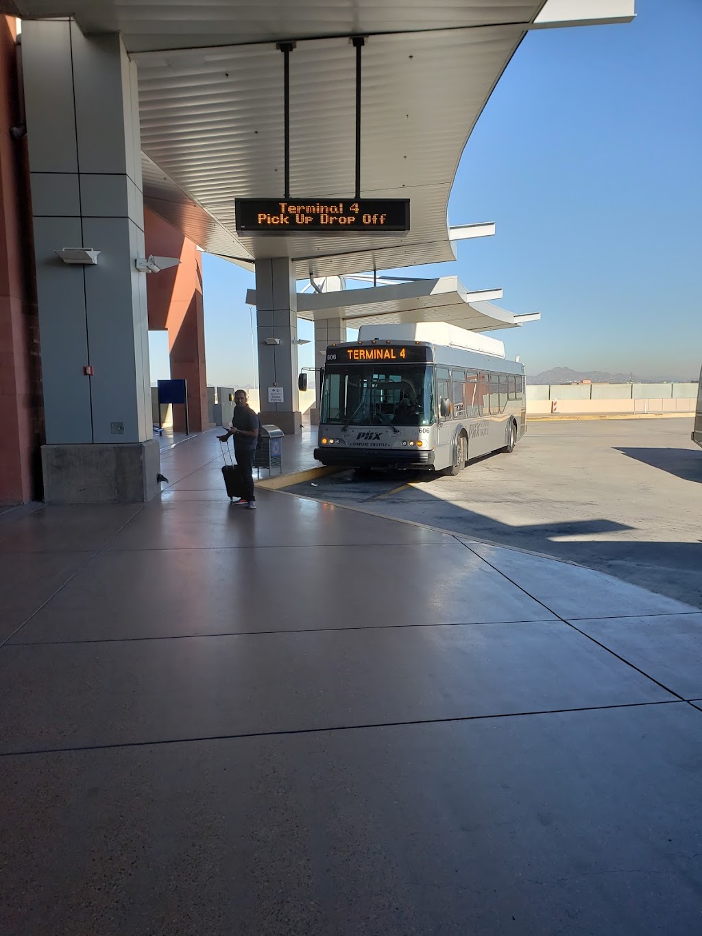 Avis Car Rental | 5401 N Scottsdale Rd, Scottsdale, AZ 85250, USA | Phone: (480) 947-7227