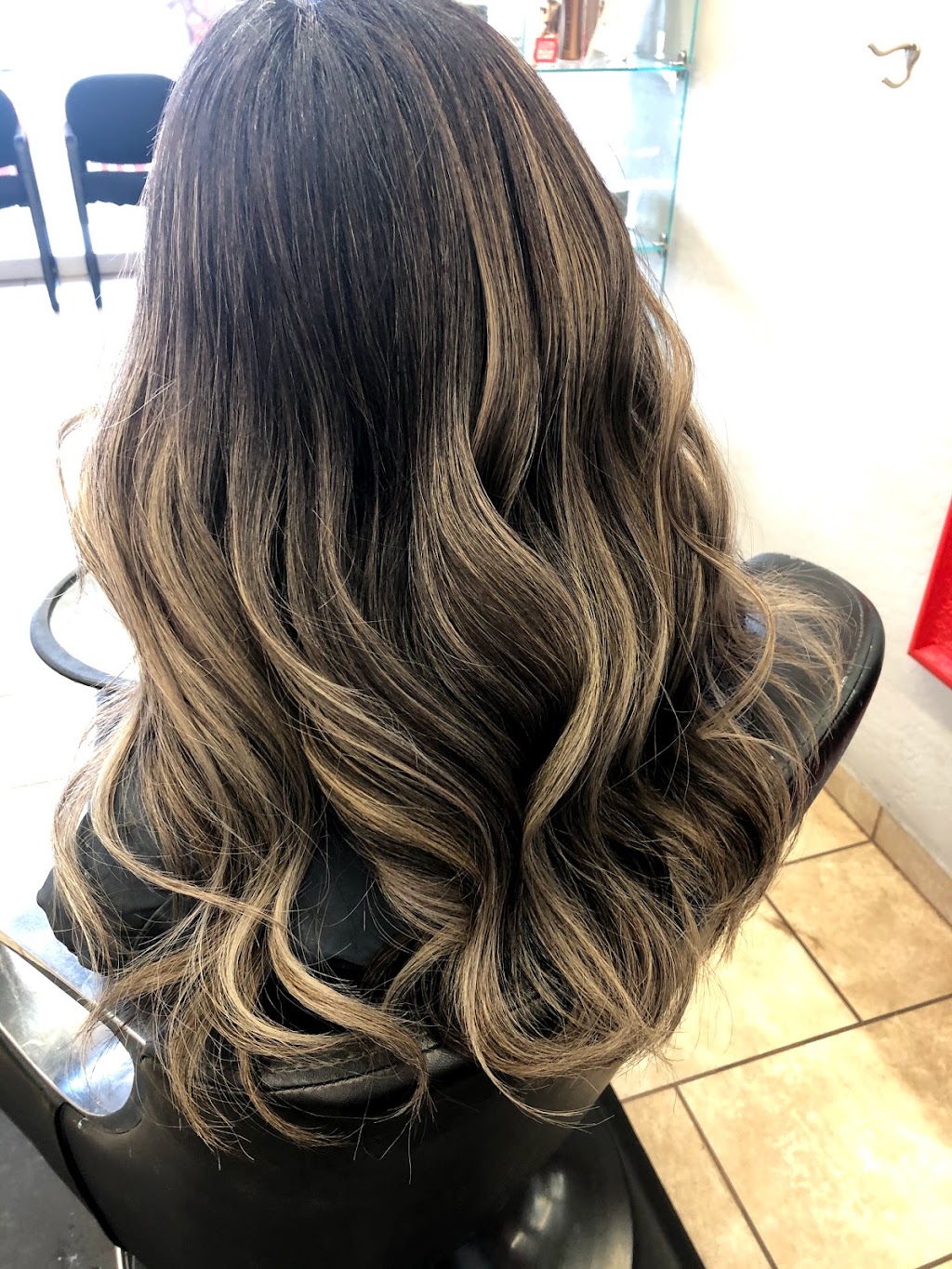 Lupita hair Salon by LUCERO | 2535 E Bell Rd #6, Phoenix, AZ 85032 | Phone: (602) 545-4516