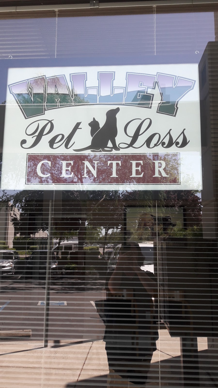 Valley Pet Loss Center | 189 Contractors St, Livermore, CA 94551, USA | Phone: (925) 344-6135