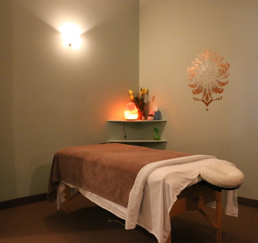 LaVida Massage | 3050 Union Lake Rd Suite 3D, Commerce Charter Twp, MI 48382, USA | Phone: (248) 366-4611