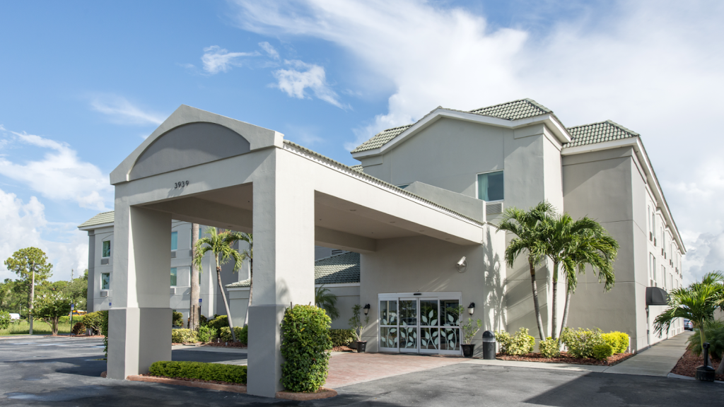 Sleep Inn Clearwater-St Petersburg | 3939 Ulmerton Rd, Clearwater, FL 33762, USA | Phone: (727) 573-5049