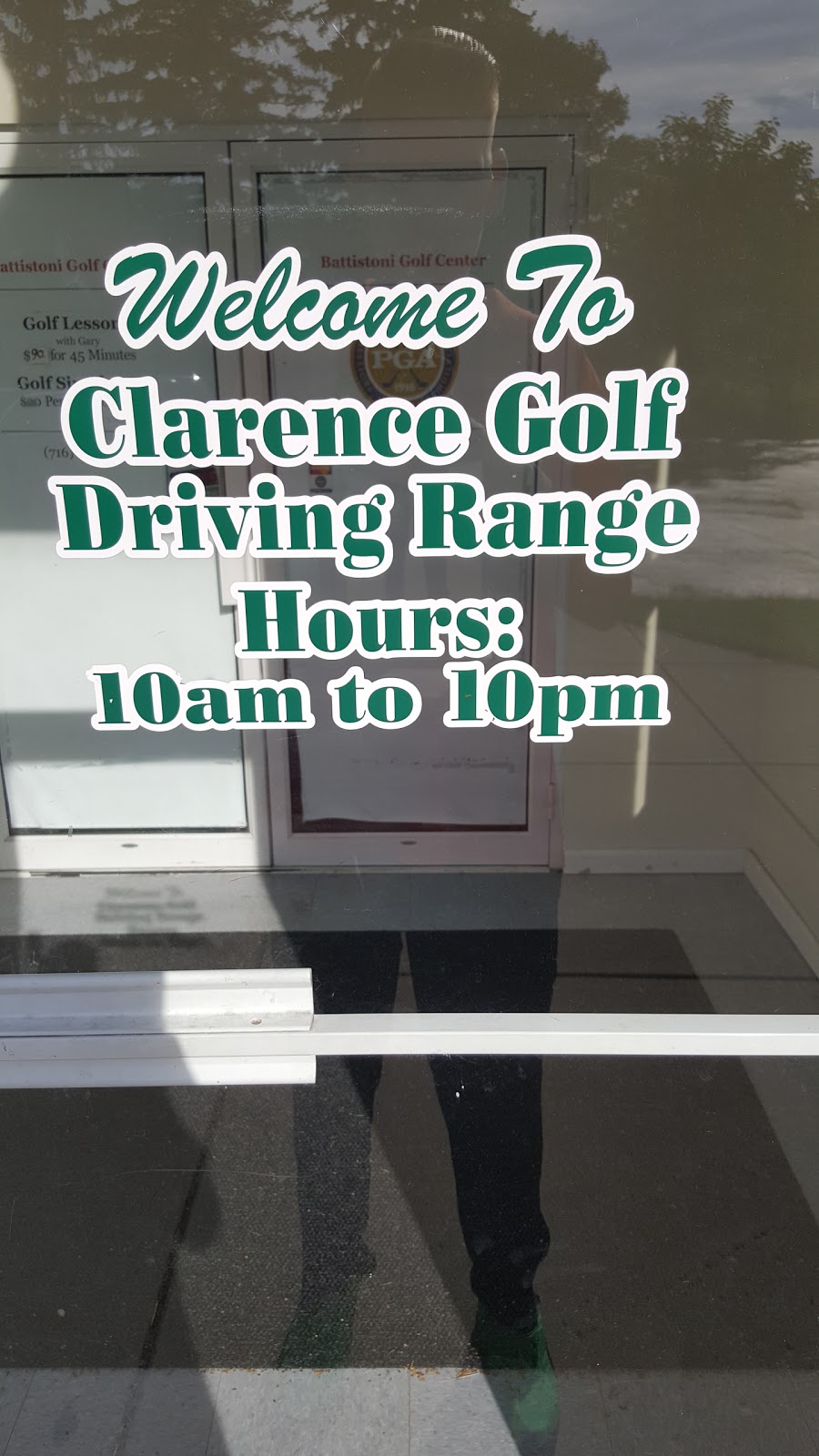 Clarence Driving Range | 9030 Main St, Clarence, NY 14031, USA | Phone: (716) 276-8192