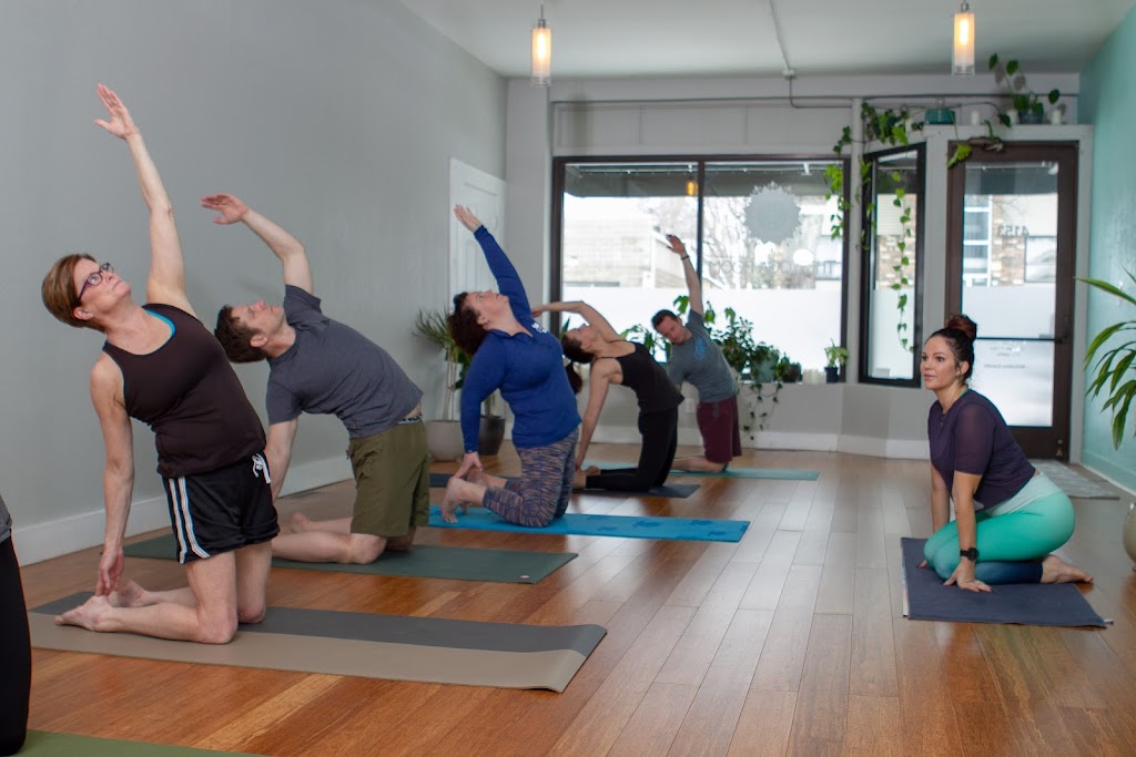 The Yoga Room | 4153 N Thomas Ave, Minneapolis, MN 55412, USA | Phone: (612) 310-8683