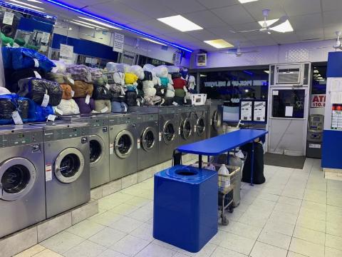 Miss Bubble Laundromat | 465 Malcolm X Blvd, New York, NY 10037, USA | Phone: (646) 484-6205