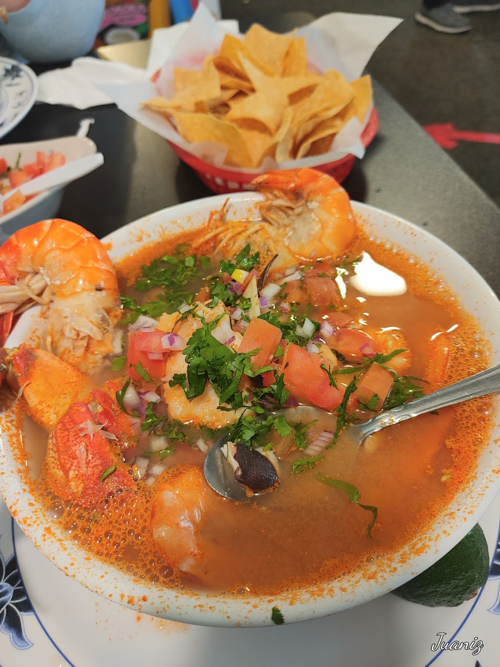 Mariscos Morales Restaurant | 3724 Pacific Hwy, Hubbard, OR 97032, USA | Phone: (503) 982-4071