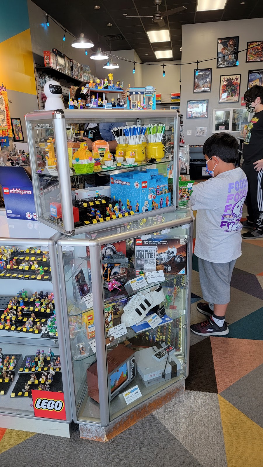 Bricks and Minifigs Anaheim | 1105 S Euclid St Ste B, Fullerton, CA 92832, USA | Phone: (657) 378-9777