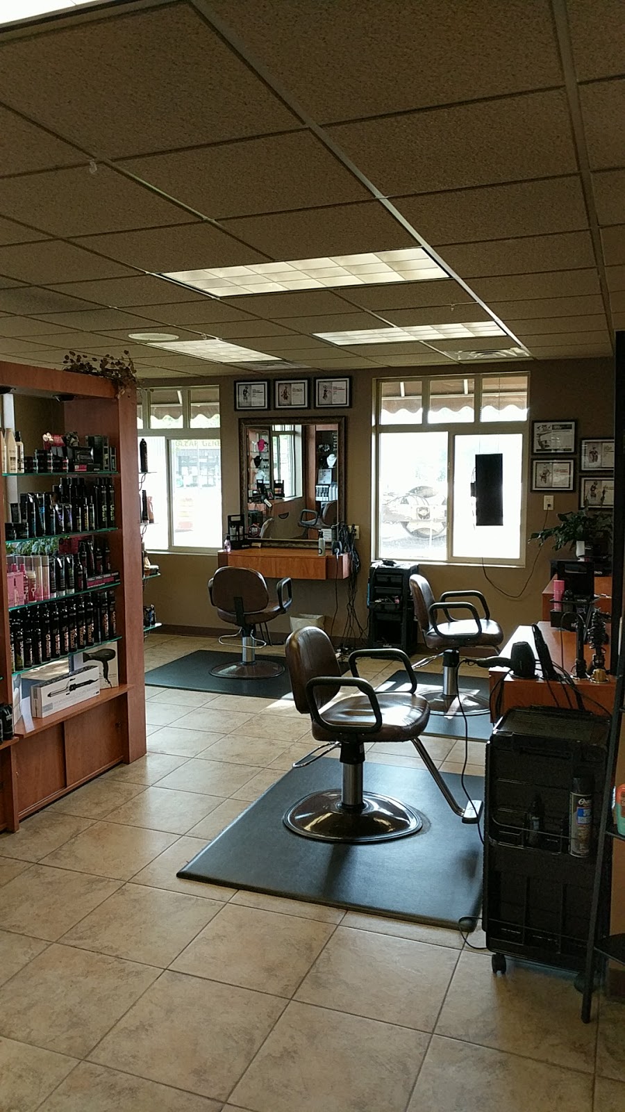 Escape Salon & Tan Inc | 31085 Forest Blvd, Stacy, MN 55079, USA | Phone: (651) 462-9995