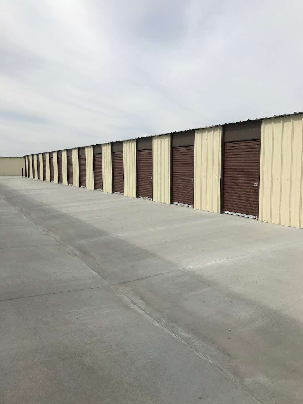 Academy South Mini Storage | 3543 S Academy Ave, Sanger, CA 93657, USA | Phone: (559) 876-1005