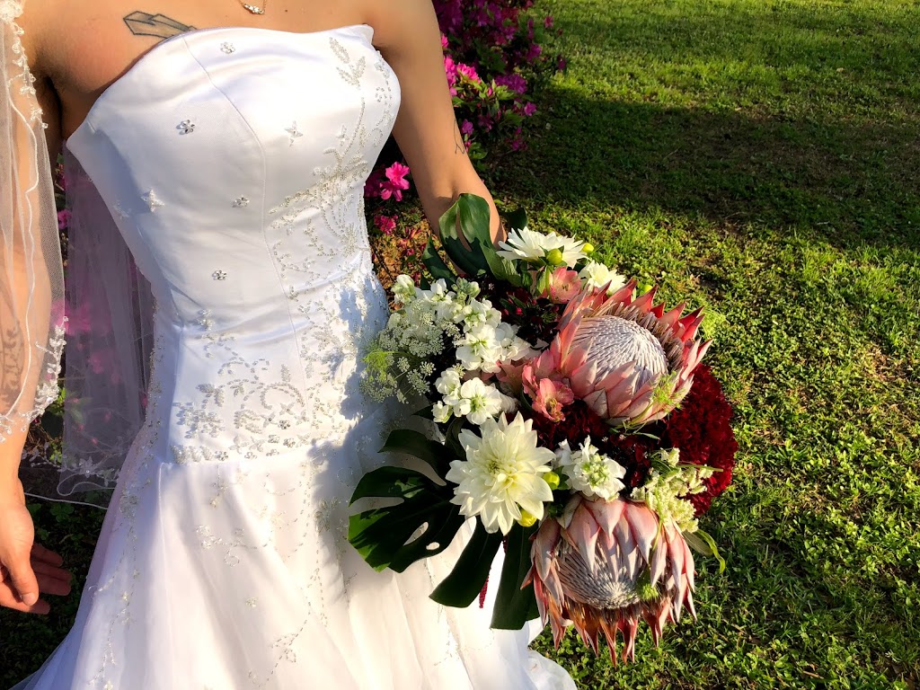 Hollie and Pine Floristry | 12920 Ironstone Way, Parker, CO 80134, USA | Phone: (303) 909-6590