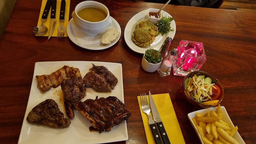 Grillhouse Nàder | Kerkstraat 66, 3011 WZ Amsterdam, Netherlands | Phone: 020 320 6684