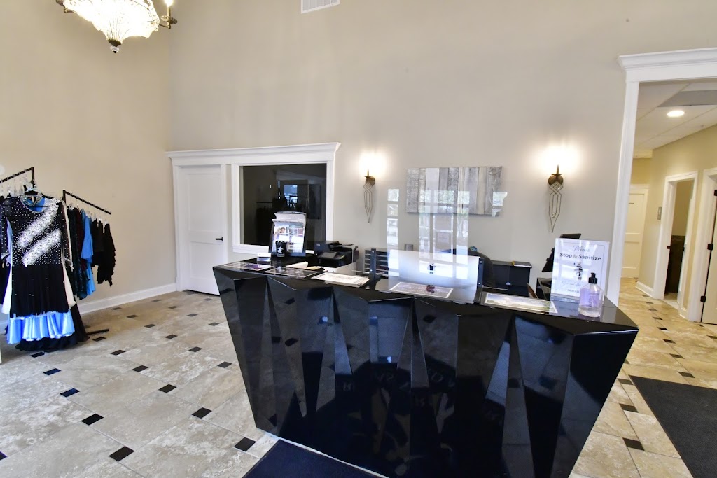 Fred Astaire Dance Studio Long Grove | 342 Old McHenry Rd, Long Grove, IL 60047, USA | Phone: (847) 634-1100