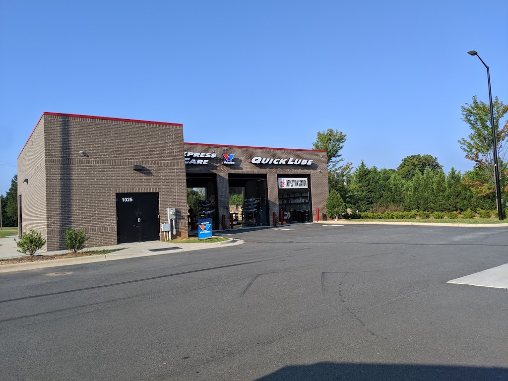 Oil Station Quick Lube & Car Wash | Sedge Garden Rd Sedge Garden Rd, Kernersville, NC 27284, USA | Phone: (336) 904-6578