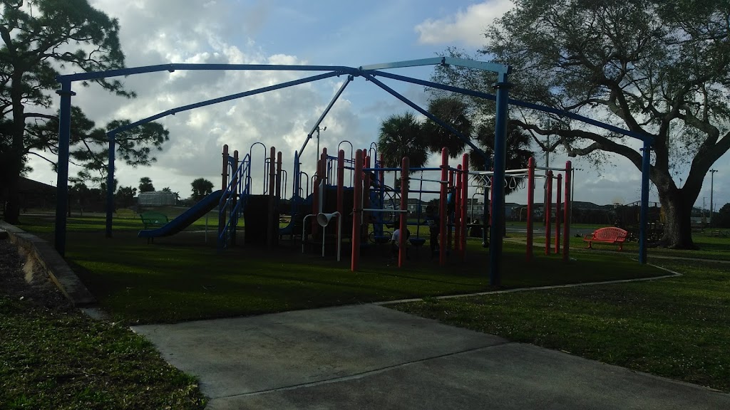 West Ken Lark Park | 1321 NW 33rd Ave, Fort Lauderdale, FL 33311, USA | Phone: (954) 791-1034