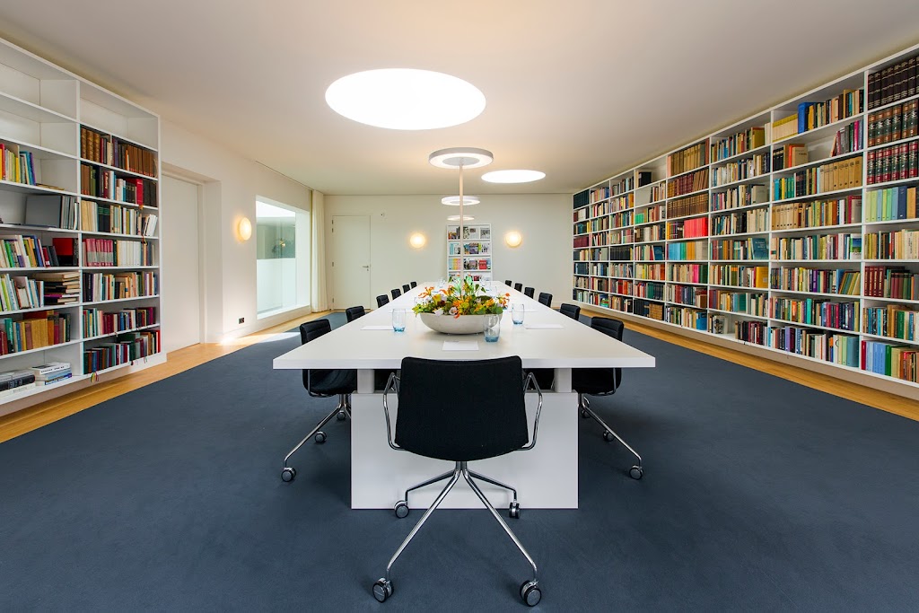 Amerpodia | Keizersgracht 324, 1016 EZ Amsterdam, Netherlands | Phone: 020 589 1680