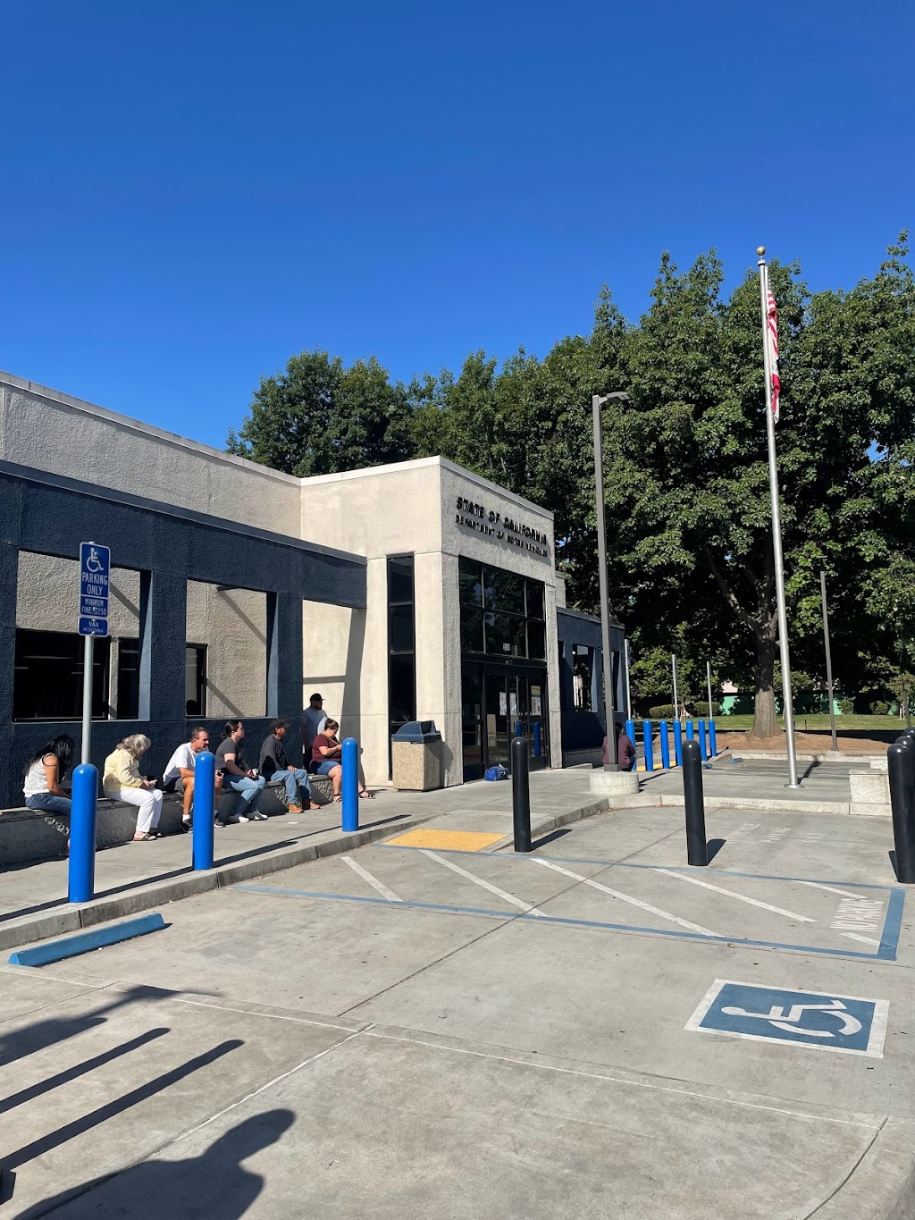 Napa DMV | 2550 Napa Valley Corporate Dr, Napa, CA 94558, USA | Phone: (800) 777-0133