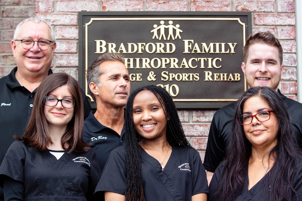 Bradford Family Chiropractic | Photo 3 of 10 | Address: 3225 Shallowford Rd Suite 810, Marietta, GA 30062, USA | Phone: (770) 552-7979