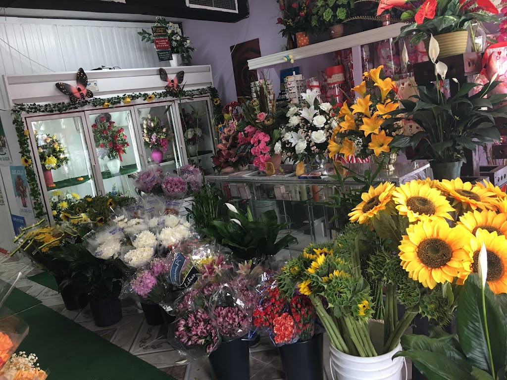 Cynthias Flowers | 1670 NW 17th Ave, Miami, FL 33125, USA | Phone: (305) 985-8796