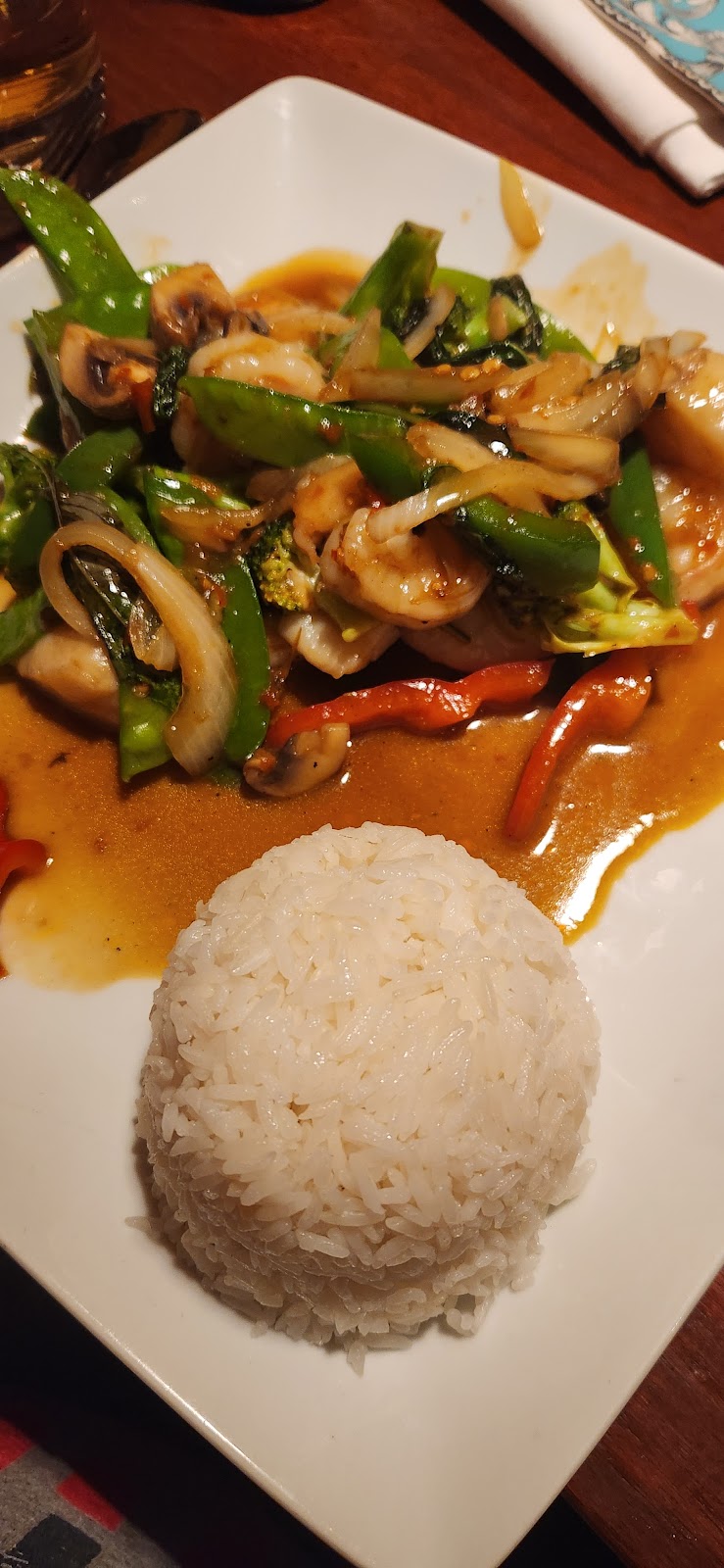 Vilais Thai Kitchen | 5230 N Virginia Dare Trail, Kitty Hawk, NC 27949, USA | Phone: (252) 441-8424