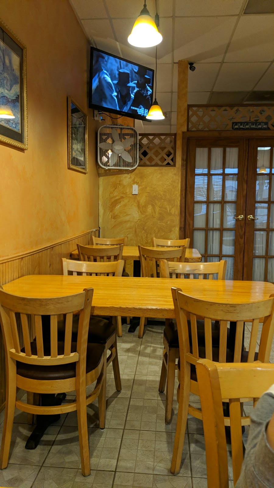 Angelottis Pizza & Trattoria | 4018 Route 9 South, Morganville, NJ 07751, USA | Phone: (732) 591-2100