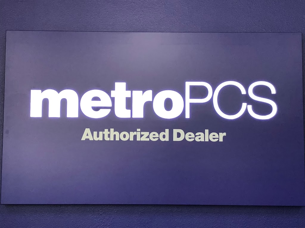 MetroPCS Authorized Dealer | 2410 E Arkansas Ln Ste 390, Arlington, TX 76014 | Phone: (817) 460-4321