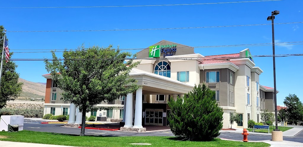 Holiday Inn Express & Suites Carson City | 4055 N Carson St, Carson City, NV 89706, USA | Phone: (775) 283-4055