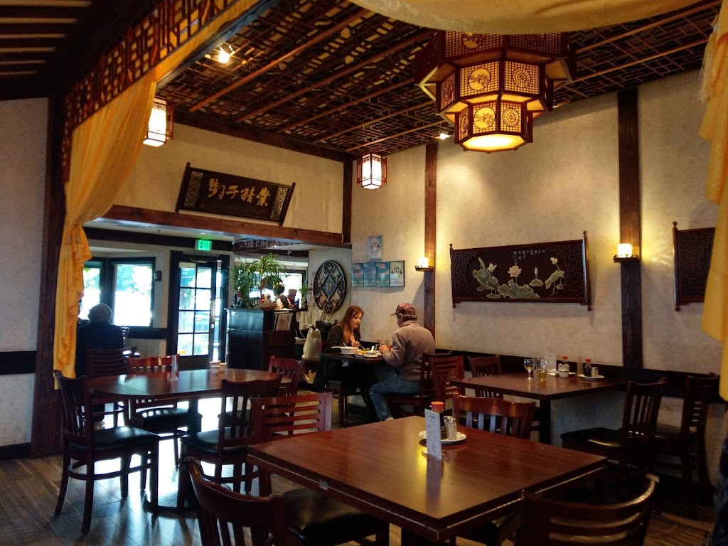 Gin Mon Chinese Restaurant | 1079 Alameda de las Pulgas, Belmont, CA 94002, USA | Phone: (650) 592-3663