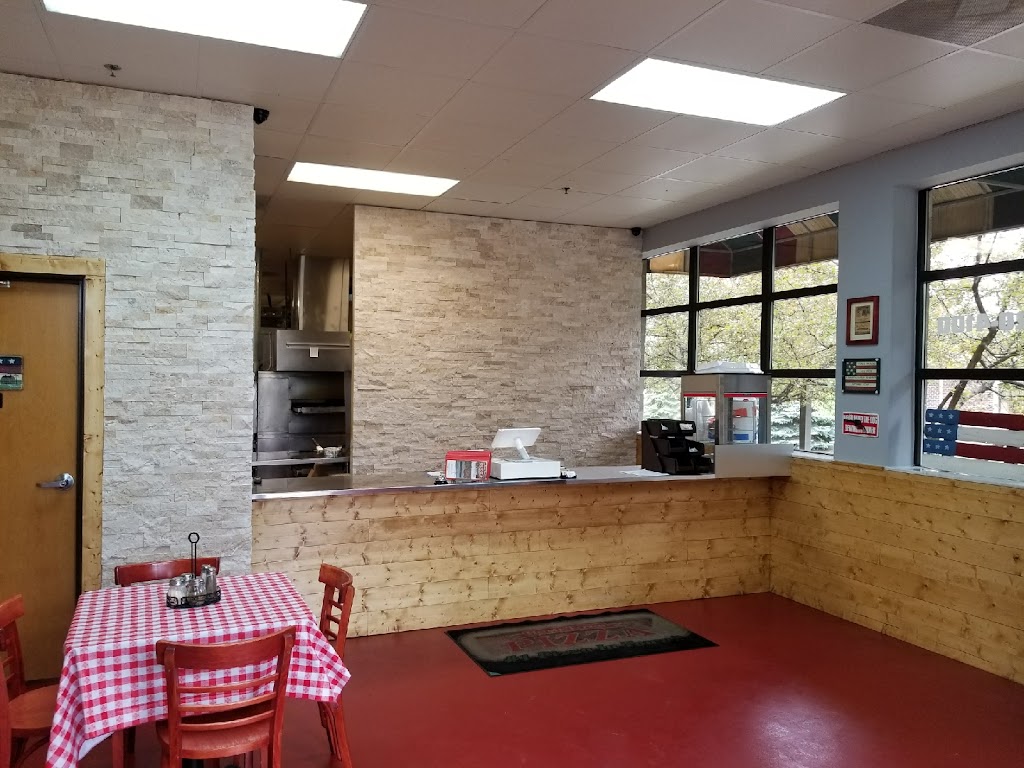 Hometown Pizza | 7010 Gateway Park Dr, City of the Village of Clarkston, MI 48346 | Phone: (248) 620-4100