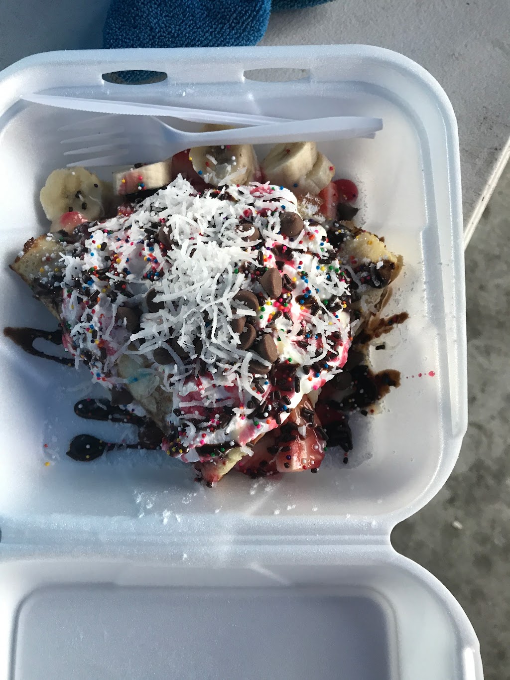 DELICIAS DESSERTS | 6030 Compton Ave, Los Angeles, CA 90001, USA | Phone: (323) 633-7545