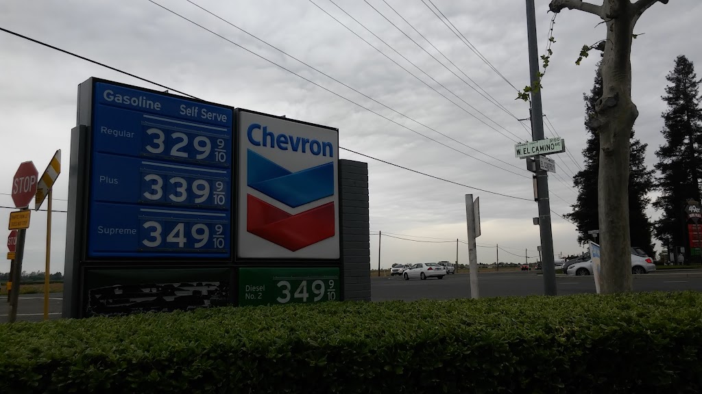 Chevron | 2738 El Centro Rd, Sacramento, CA 95833 | Phone: (916) 921-9205