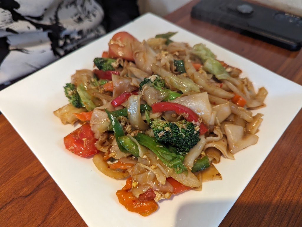 Spice Me Thai Cuisine | 500 Purissima St, Half Moon Bay, CA 94019, USA | Phone: (650) 560-0076