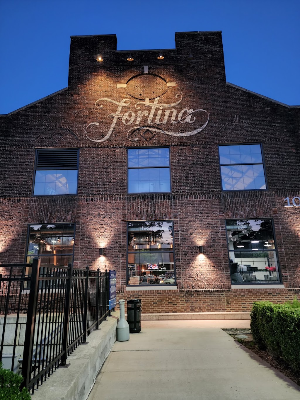 Fortina | 1086 N Broadway, Yonkers, NY 10701, USA | Phone: (914) 358-3595