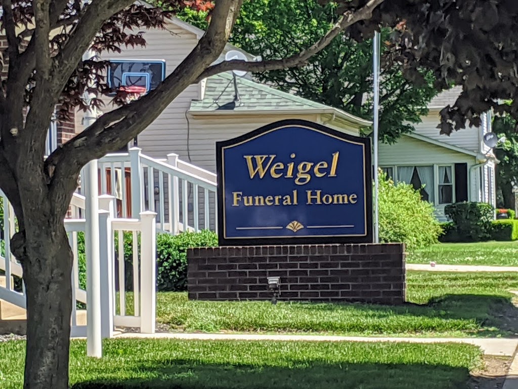 Weigel Funeral Home | 413 E Main St, Metamora, OH 43540, USA | Phone: (419) 644-3601