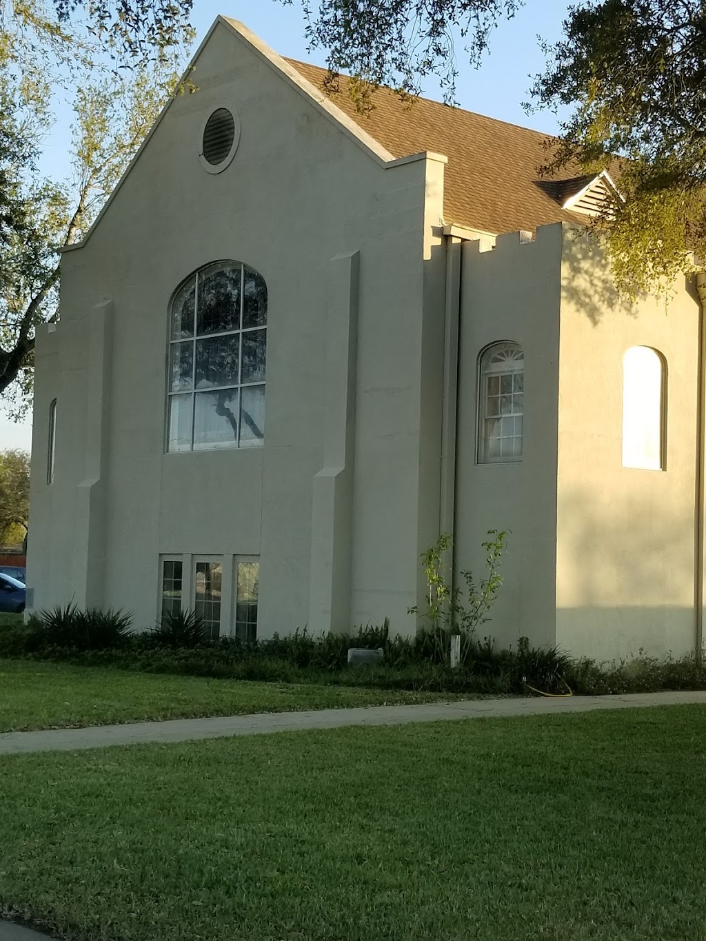 First United Methodist Church | 420 S Duval St, Mathis, TX 78368, USA | Phone: (361) 547-3381