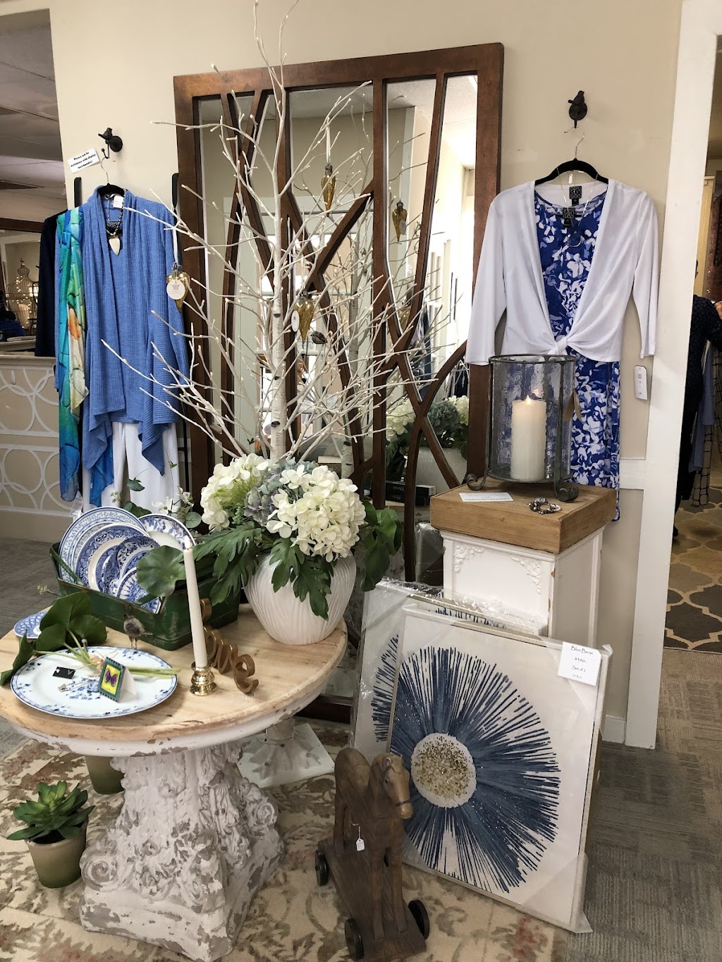 108 Churton, LLC | Ladies Apparel, Gifts, Home Décor & more, 108 S Churton St, Hillsborough, NC 27278, USA | Phone: (919) 732-4500