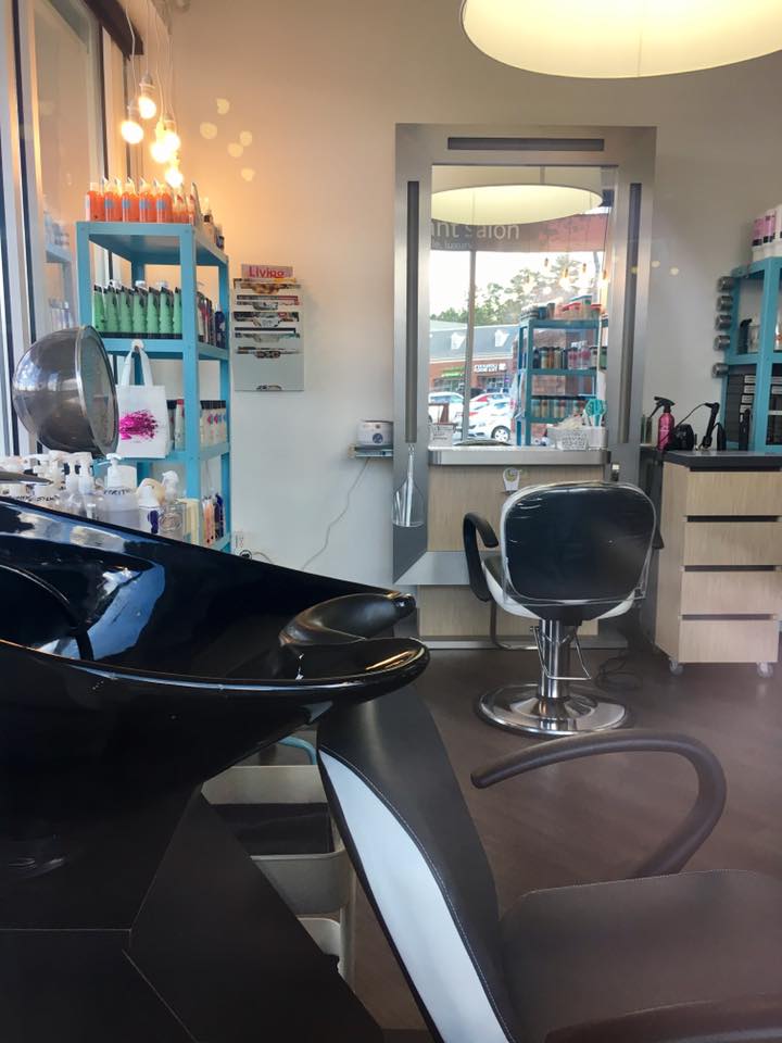 Bon Vivant Salon | 1195 Woodstock Rd #900, Roswell, GA 30075, USA | Phone: (770) 516-9100