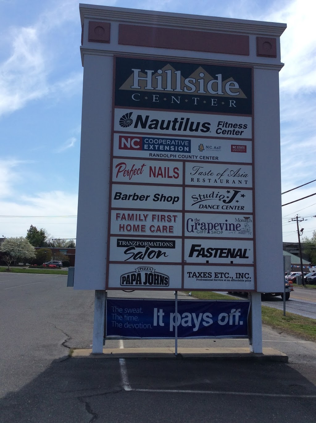 Hillside Shopping Center | 1013 S Fayetteville St, Asheboro, NC 27203 | Phone: (336) 633-3887