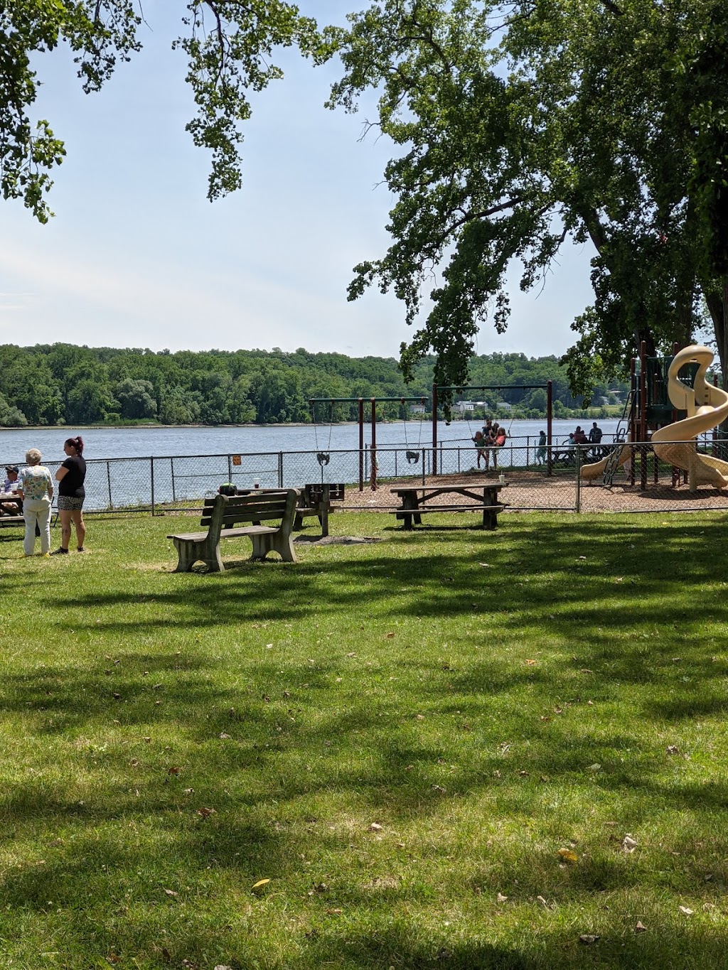 Henry Hudson Park | Barent Winnie Rd, Selkirk, NY 12158, USA | Phone: (518) 439-4955