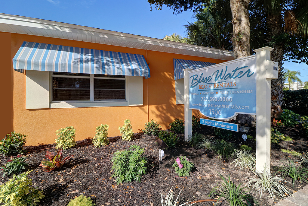 Blue Water Beach Rentals | 1506 Gulf Blvd, Indian Rocks Beach, FL 33785, USA | Phone: (727) 593-0066