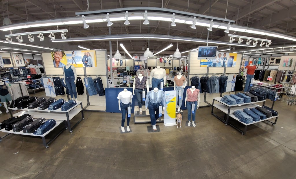 Old Navy | 10788 Foothill Blvd, Rancho Cucamonga, CA 91730, USA | Phone: (909) 941-1505