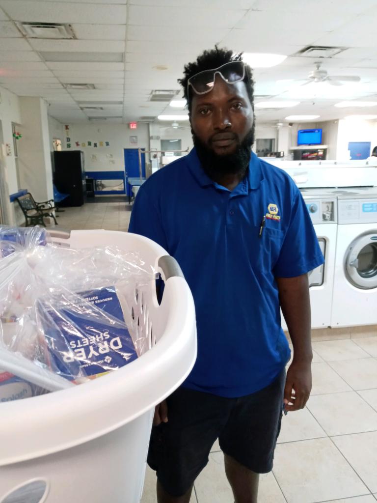 Wash-O-Rama Coin Laundry (Open 7 am - 11pm, Last wash at 10 pm) | 2700 Cesery Blvd, Jacksonville, FL 32211, USA | Phone: (904) 762-9950