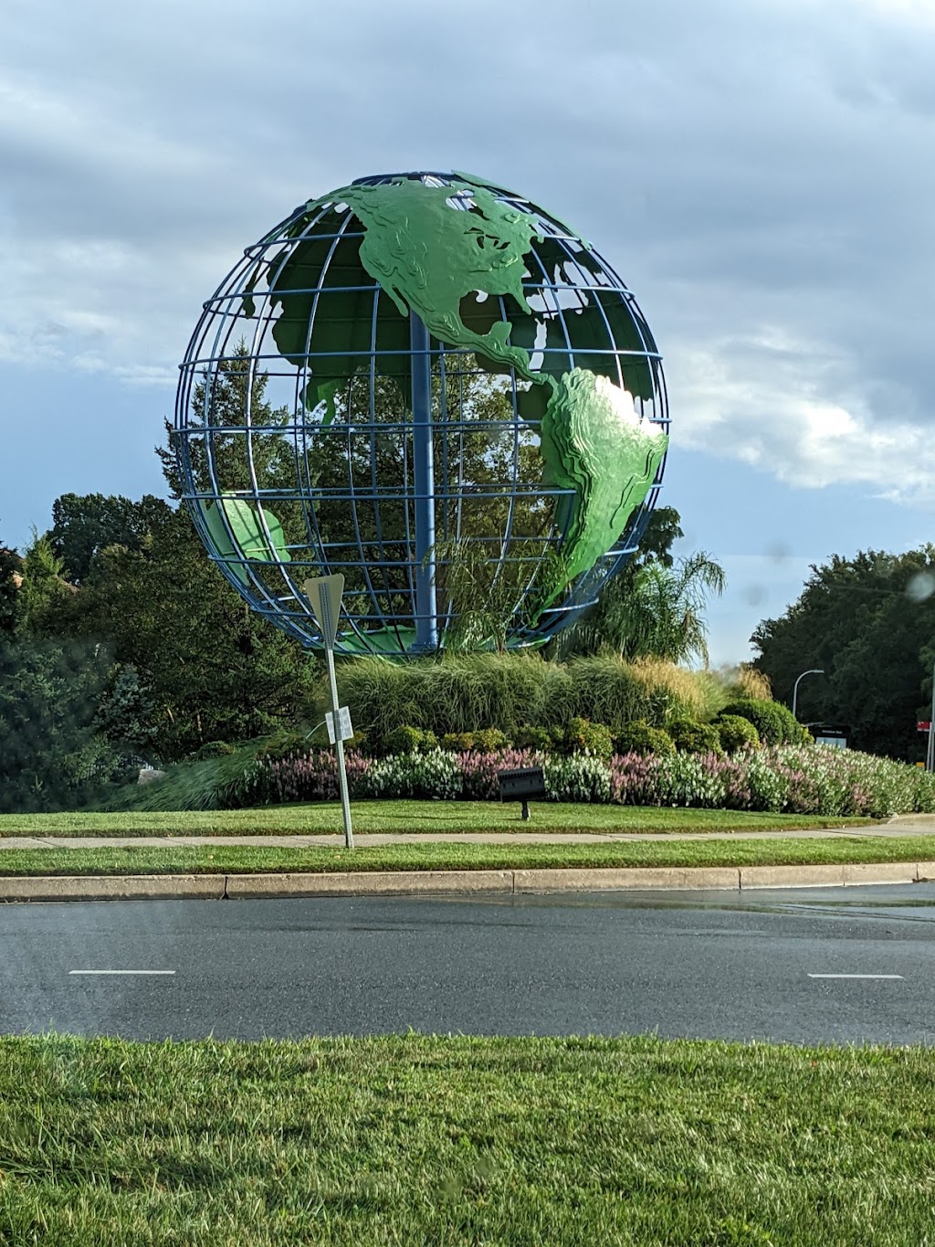 Leisure World Plaza | 3800-3860 International Dr, Silver Spring, MD 20906, USA | Phone: (571) 382-1290