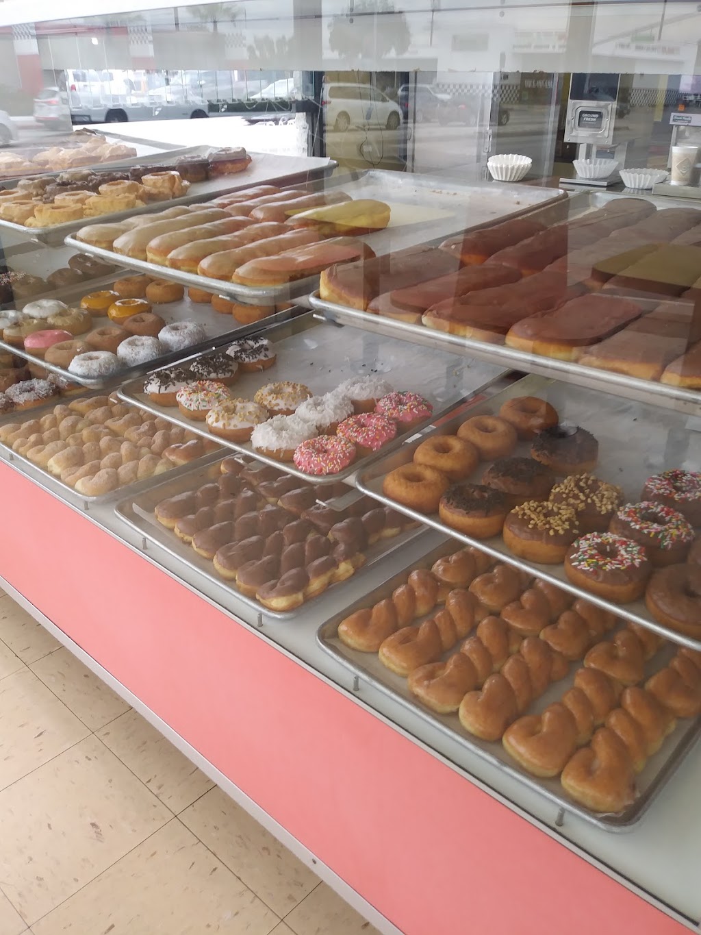 The Donut Makers | 723 Washington Blvd, Montebello, CA 90640, USA | Phone: (323) 724-1190