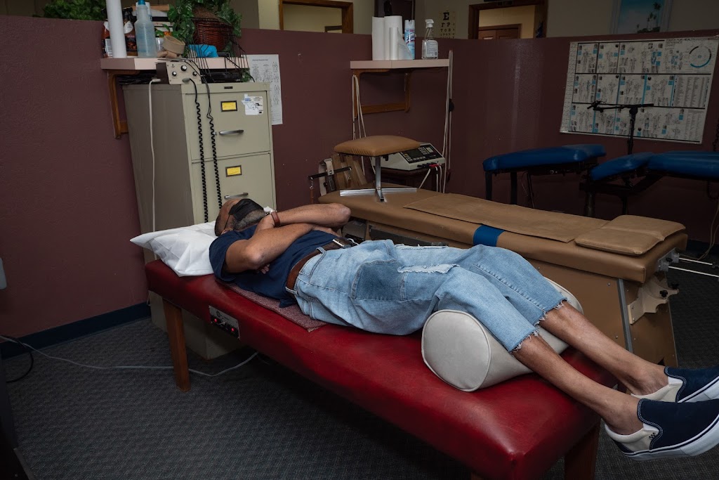 Modern Back and Neck Clinic | 4041 W Wheatland Rd #120, Dallas, TX 75237, USA | Phone: (972) 283-3300