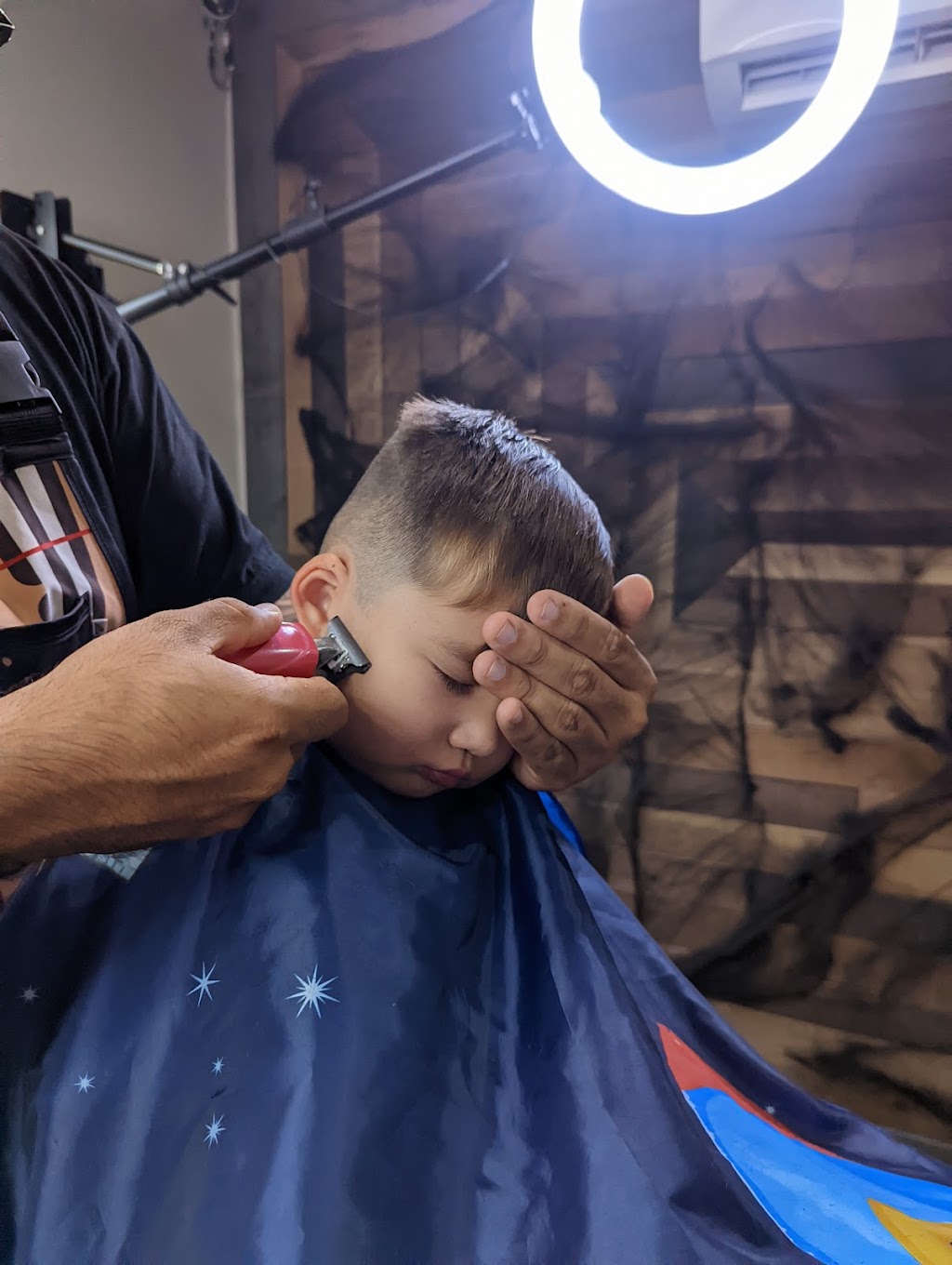 Jays Barber House | 847 Sixth St, Norco, CA 92860, USA | Phone: (951) 275-7044