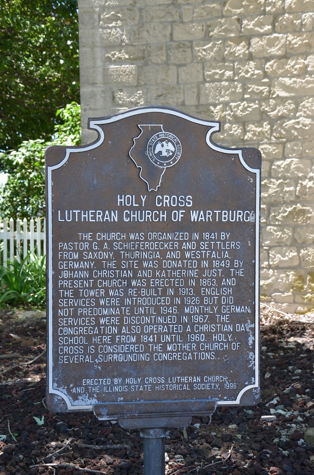 Holy Cross Lutheran Church | 5765 Maeystown Rd, Waterloo, IL 62298, USA | Phone: (618) 939-7094