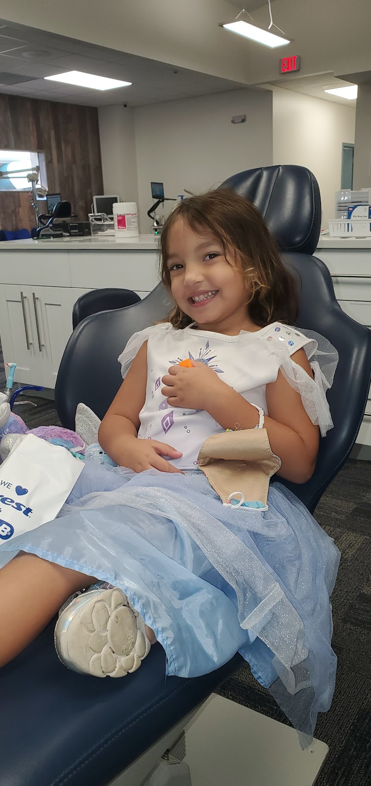 Kids Smiles Pediatric Dentistry | 6020 FL-70 STE 101, Bradenton, FL 34203, USA | Phone: (813) 889-0780