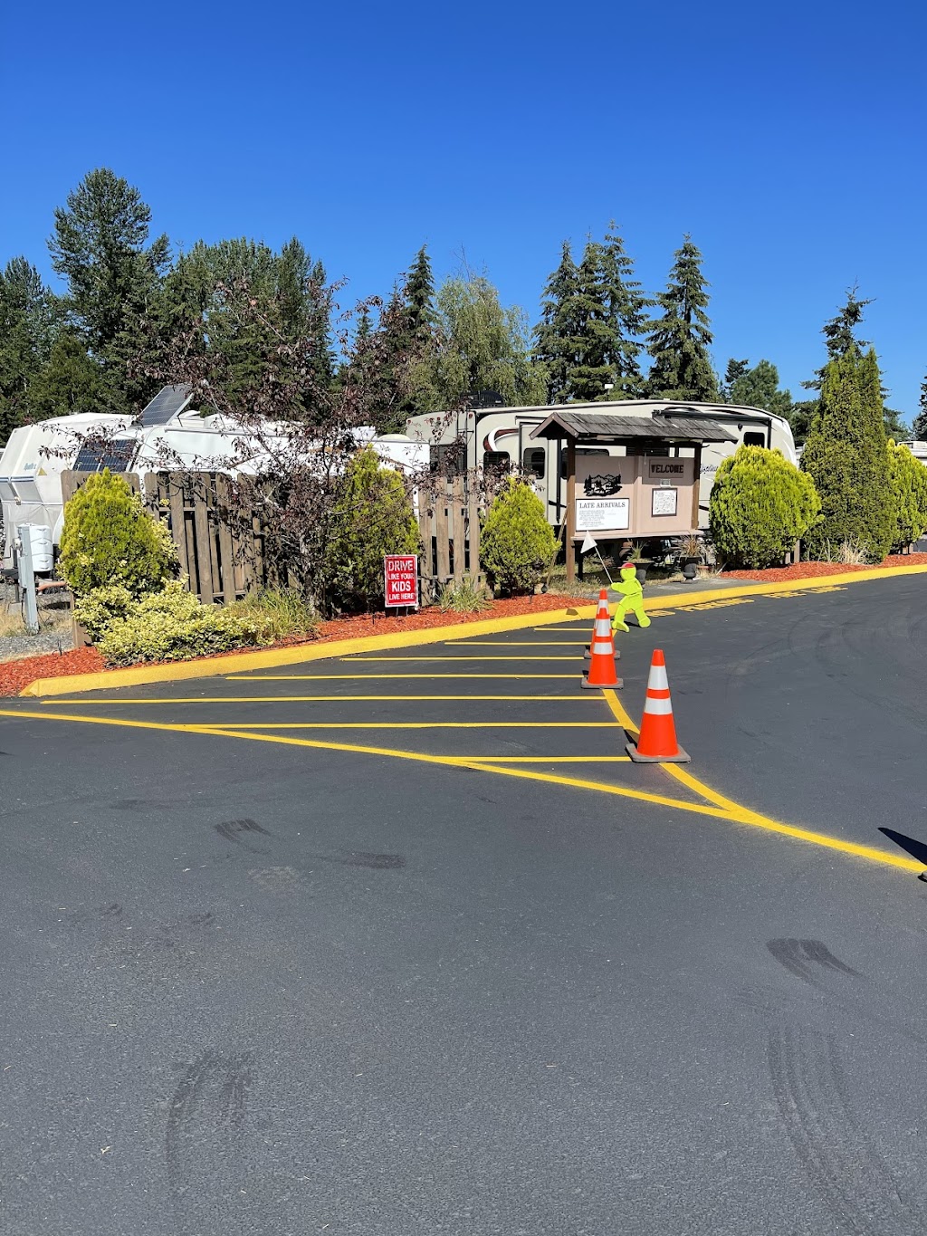 Twin Cedars RV Park | 17826 Hwy 99, Lynnwood, WA 98037, USA | Phone: (425) 742-5540