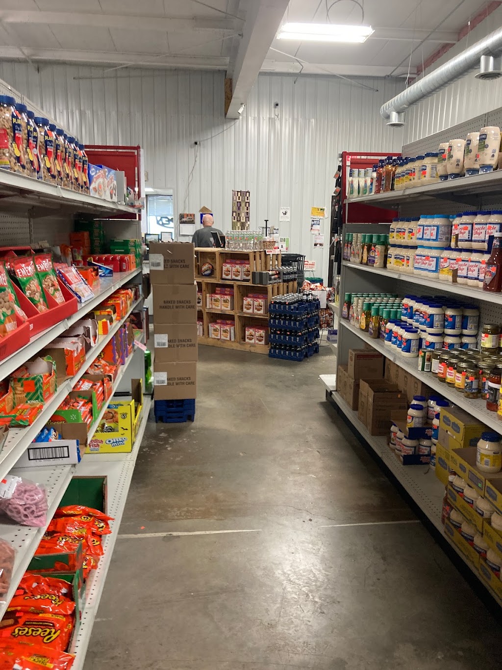 B & B Bent and Dent Groceries | 227 US-51, Arlington, WI 53911, USA | Phone: (608) 635-2760